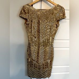 Dress the population Gold cocktail dress